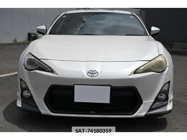 Toyota 86 2013-10 7867598-14