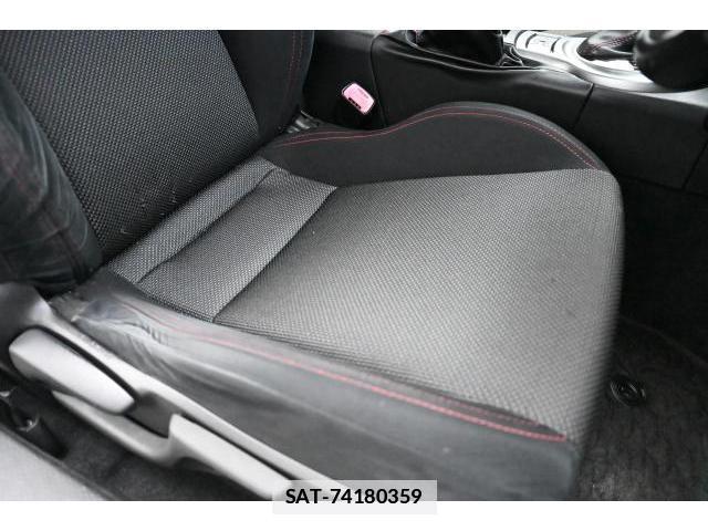 Toyota 86 2013-10 7867598-15
