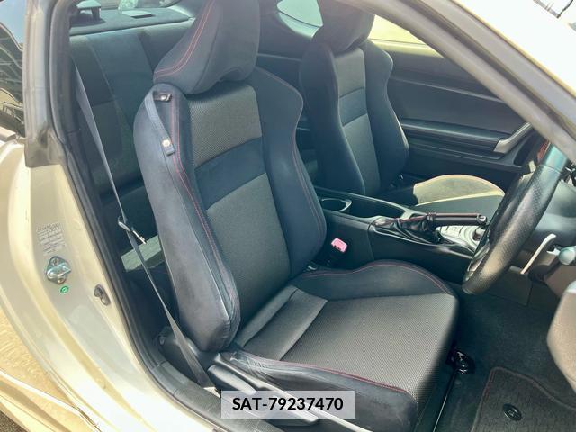 Toyota 86 2013-02 7867995-12