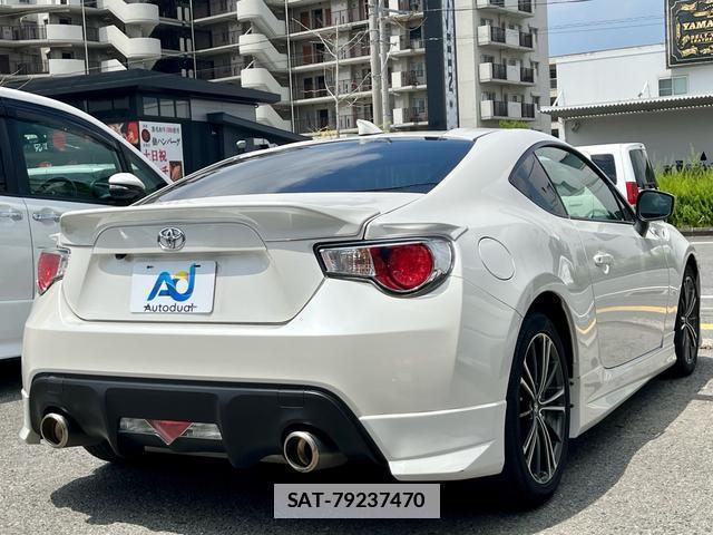 Toyota 86 2013-02 7867995-2