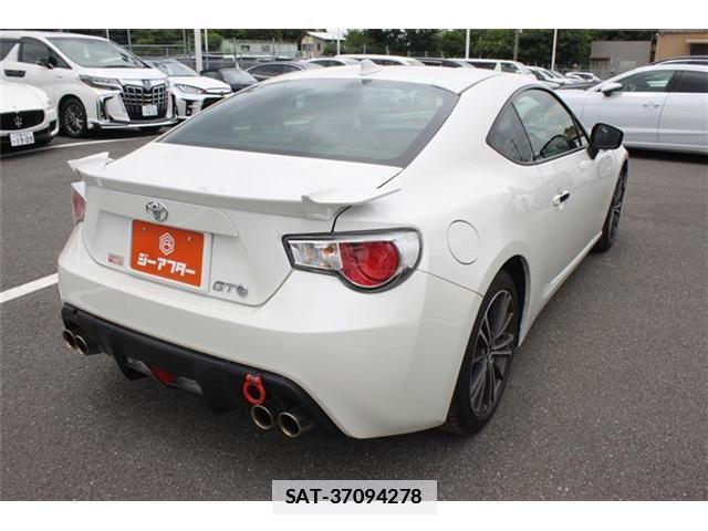 Toyota 86 2014-07 7870918-4