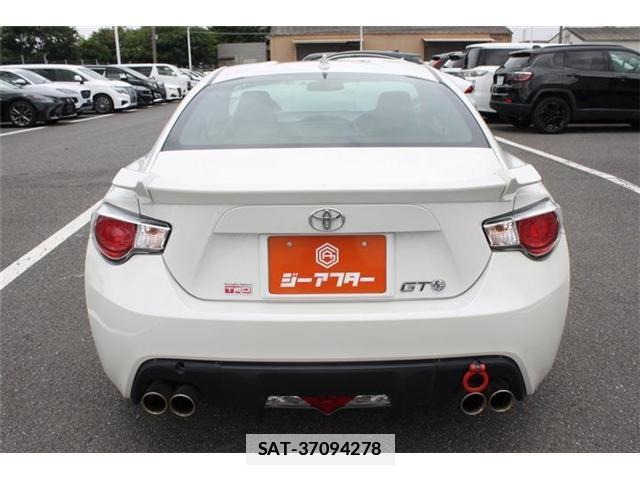 Toyota 86 2014-07 7870918-5