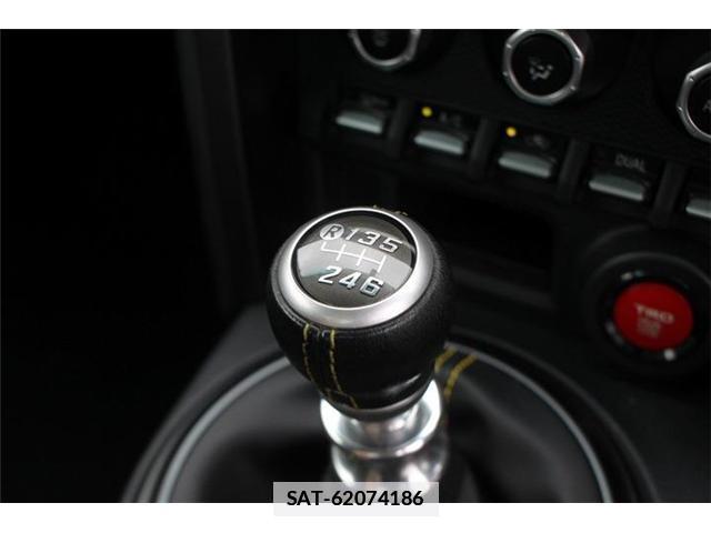 Toyota 86 2015-11 7870950-1
