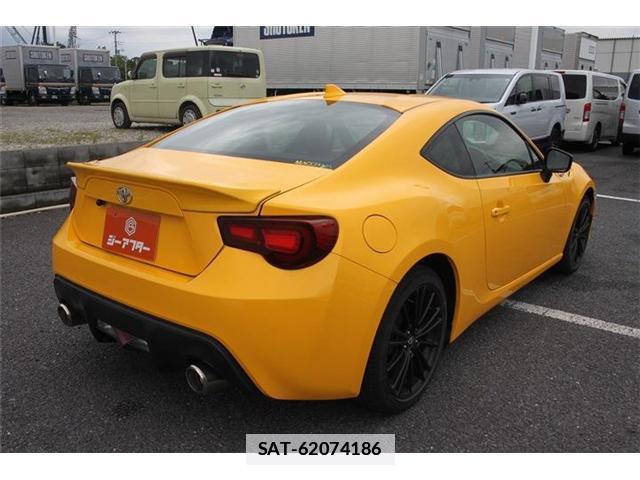 Toyota 86 2015-11 7870950-19