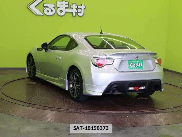 Toyota 86 2013-04 7871104-16