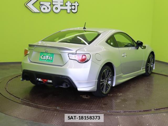 Toyota 86 2013-04 7871104-17