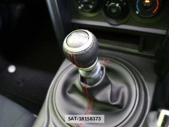 Toyota 86 2013-04 7871104-5