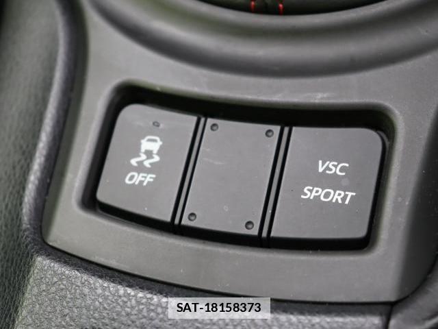 Toyota 86 2013-04 7871104-6