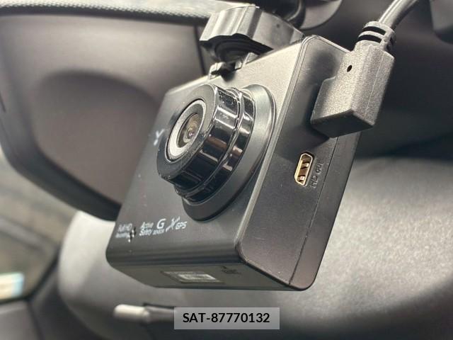 Porsche 911 2016-04 7869502-13