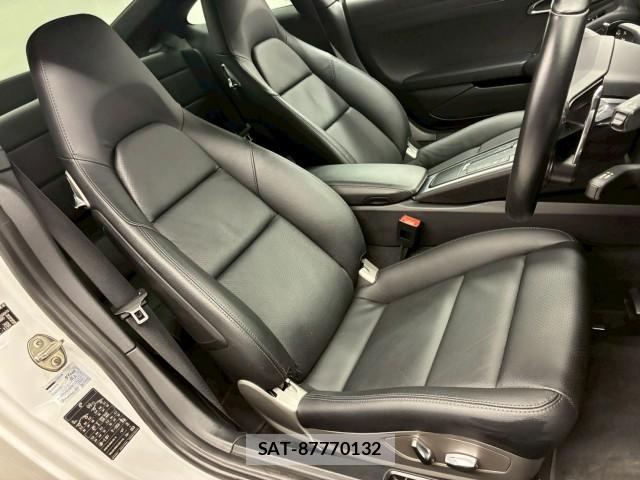 Porsche 911 2016-04 7869502-3