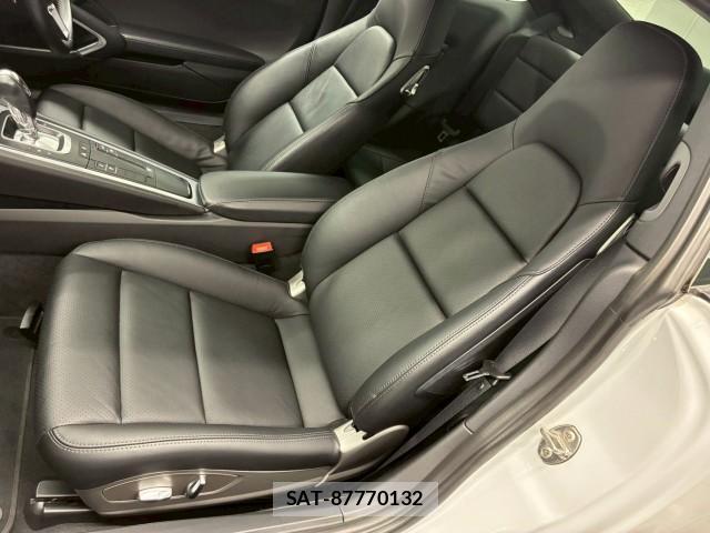Porsche 911 2016-04 7869502-4