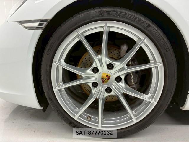 Porsche 911 2016-04 7869502-9