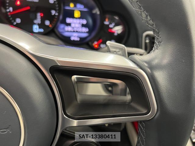 Porsche 911 2019-01 7871493-11