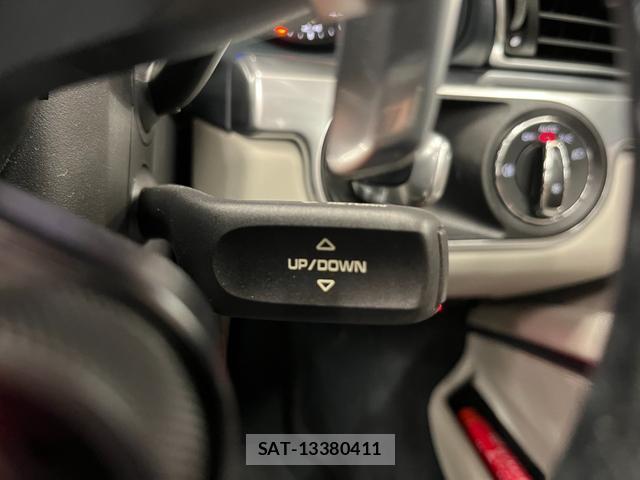 Porsche 911 2019-01 7871493-12