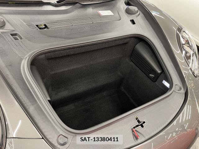 Porsche 911 2019-01 7871493-6
