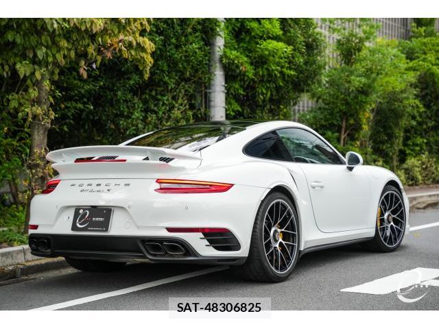 Porsche 911 2016-08 7871933-1