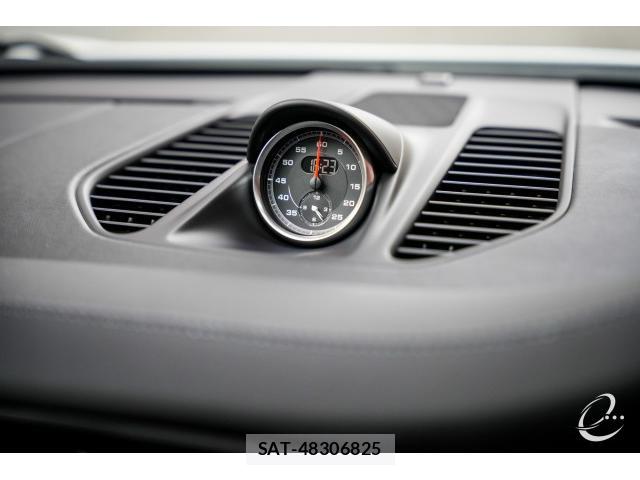 Porsche 911 2016-08 7871933-7