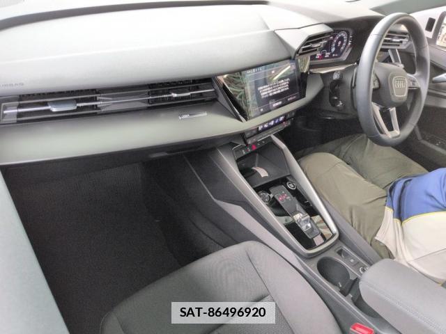 Audi A3 2021-06 7871165-2