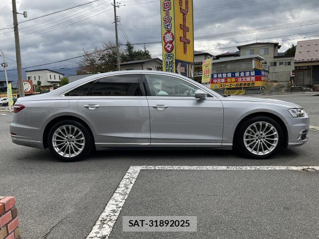 Audi A8 2019-02 7872812-3