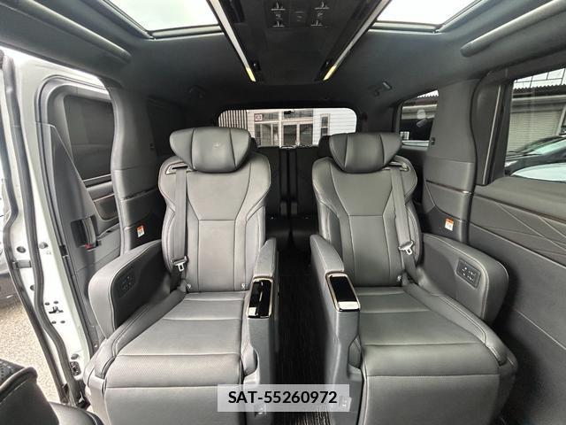 Toyota ALPHARD HYBRID 2023-11 7869829-11