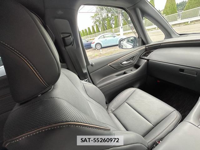 Toyota ALPHARD HYBRID 2023-11 7869829-12