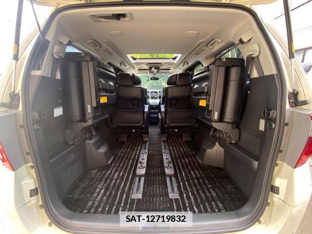 Toyota ALPHARD HYBRID 2014-02 7872162-17