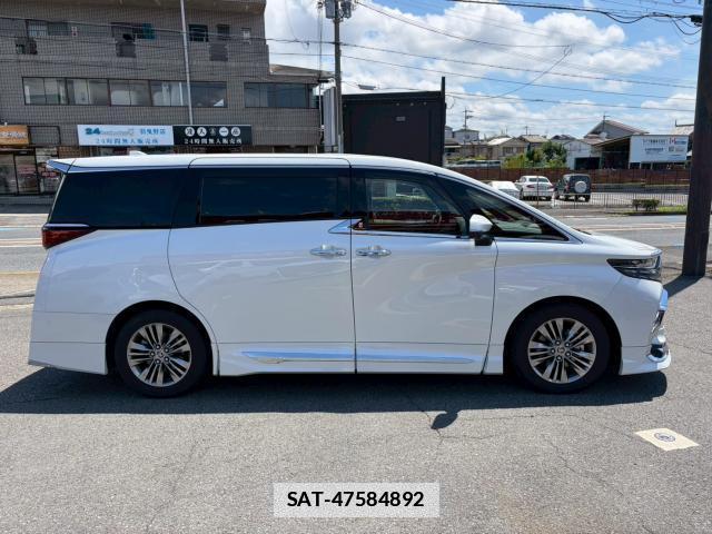 Toyota ALPHARD HYBRID 2023-07 7872307-8