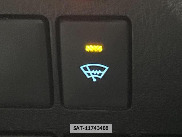 Toyota ALPHARD 2022-03 7867860-6