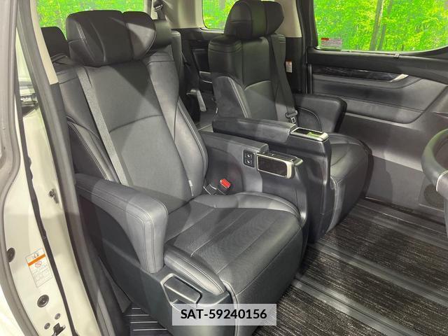 Toyota ALPHARD 2021-07 7867867-11