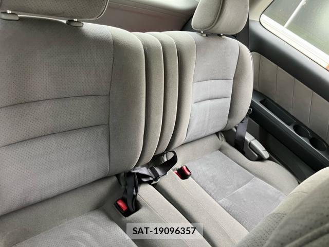 Toyota ALPHARD 2005-04 7868569-17