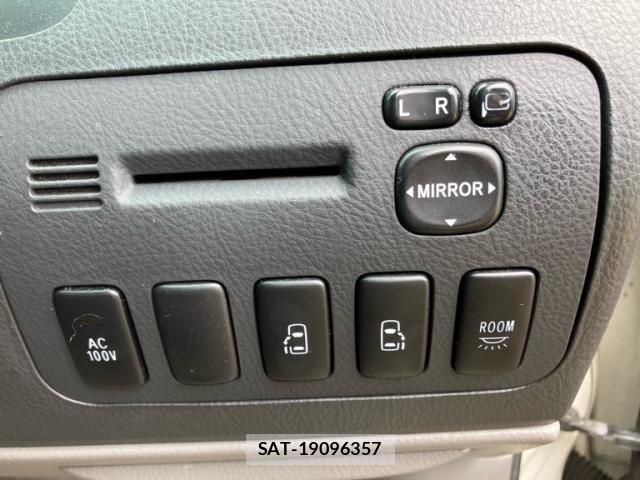 Toyota ALPHARD 2005-04 7868569-18