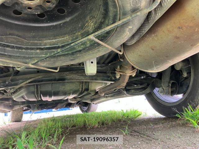 Toyota ALPHARD 2005-04 7868569-7