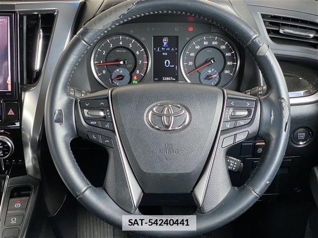Toyota ALPHARD 2017-01 7869467-2