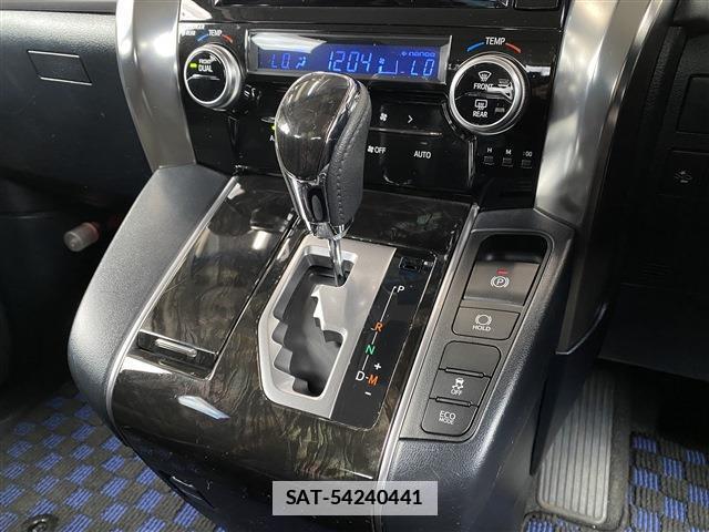 Toyota ALPHARD 2017-01 7869467-6