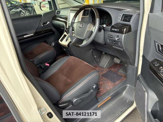 Toyota ALPHARD 2013-04 7872165-2