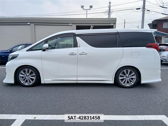 Toyota ALPHARD 2017-06 7872294-8