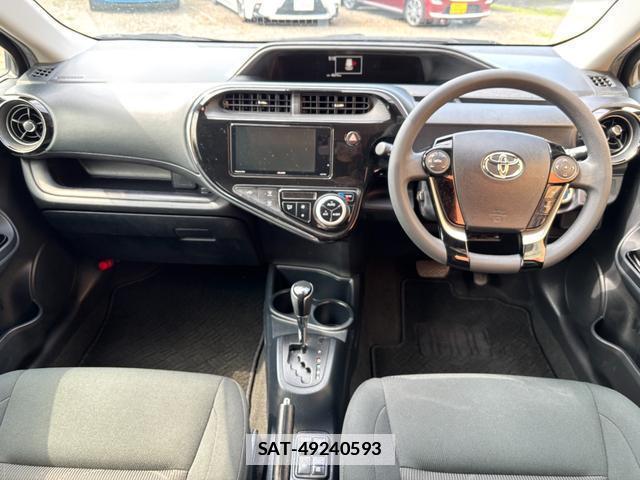 Toyota AQUA 2019-02 7866901-2