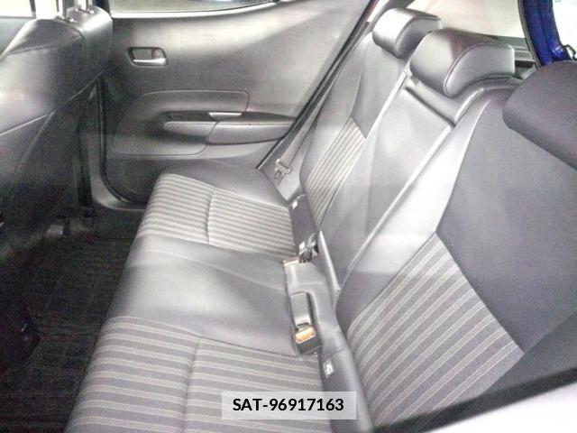 Toyota AQUA 2022-03 7867005-3