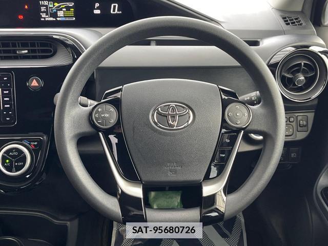Toyota AQUA 2018-02 7867240-10