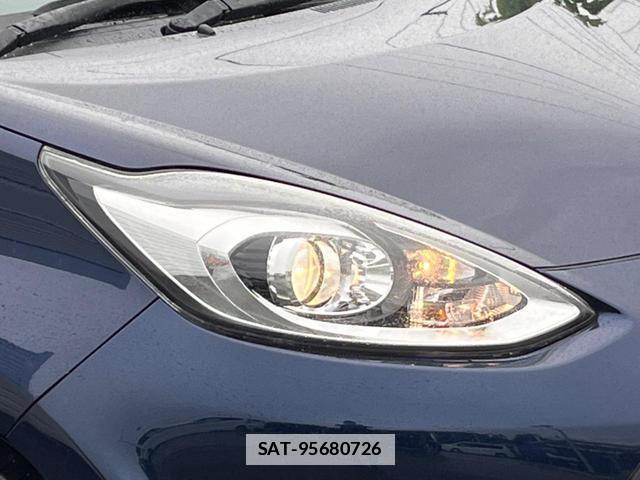 Toyota AQUA 2018-02 7867240-11