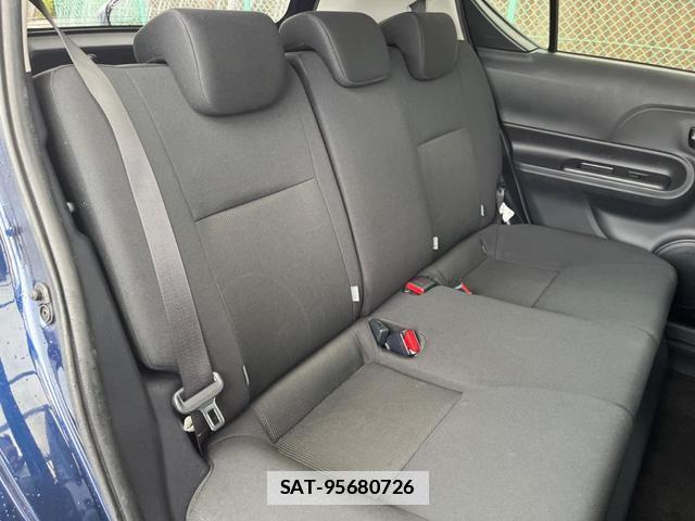 Toyota AQUA 2018-02 7867240-8