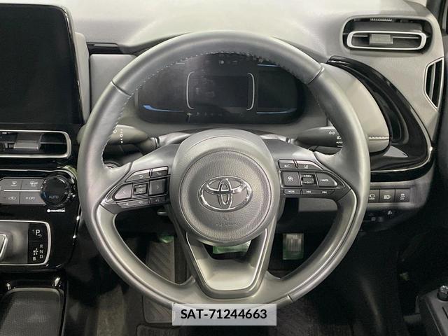 Toyota AQUA 2022-03 7867652-10
