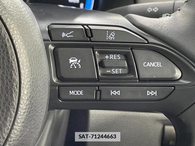 Toyota AQUA 2022-03 7867652-4