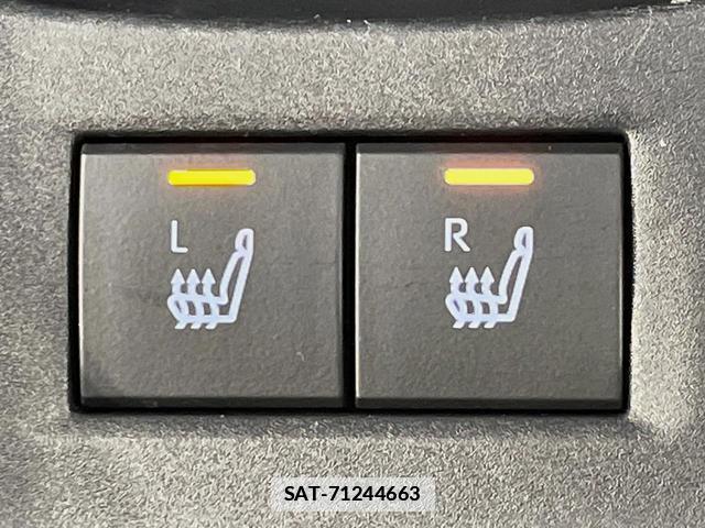 Toyota AQUA 2022-03 7867652-5