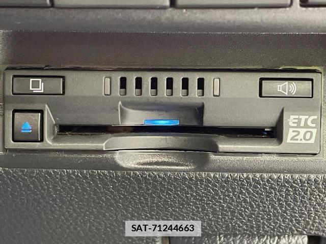 Toyota AQUA 2022-03 7867652-6