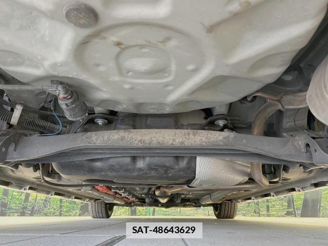 Toyota AQUA 2023-02 7867950-18