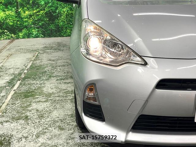 Toyota AQUA 2012-02 7868308-11