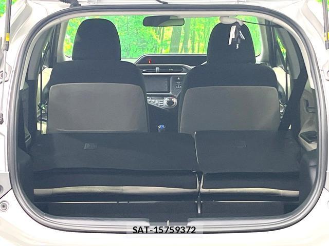Toyota AQUA 2012-02 7868308-9