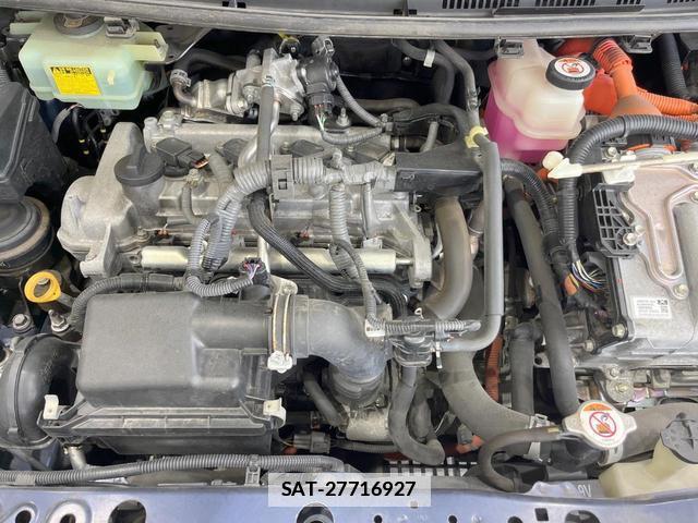 Toyota AQUA 2018-05 7868372-17