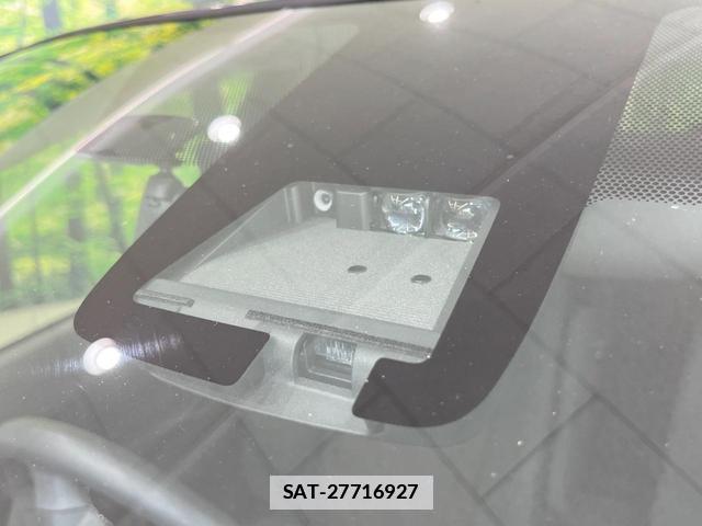 Toyota AQUA 2018-05 7868372-4